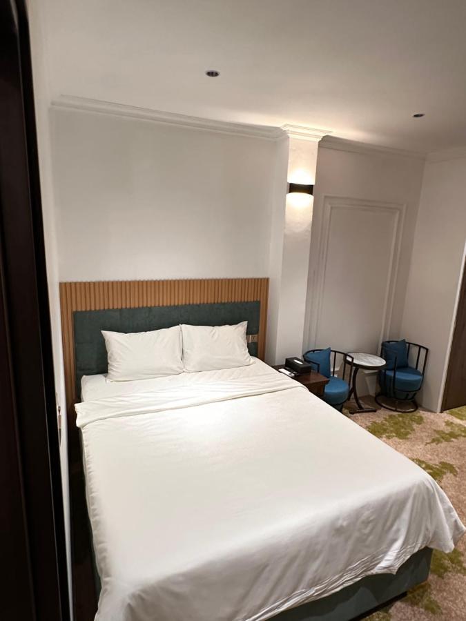 Phuoc Hung 3 Hotel Vinh Long Bagian luar foto
