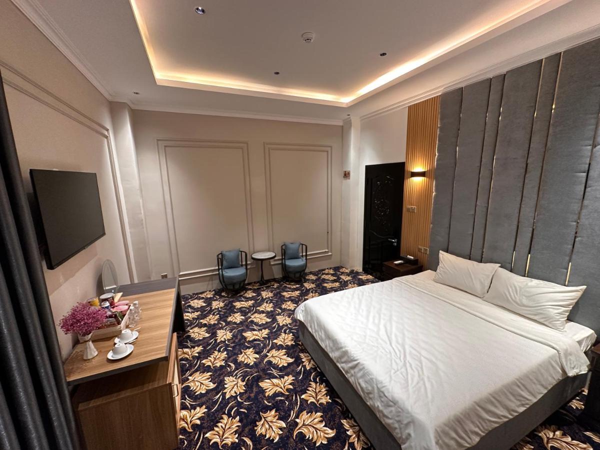 Phuoc Hung 3 Hotel Vinh Long Bagian luar foto