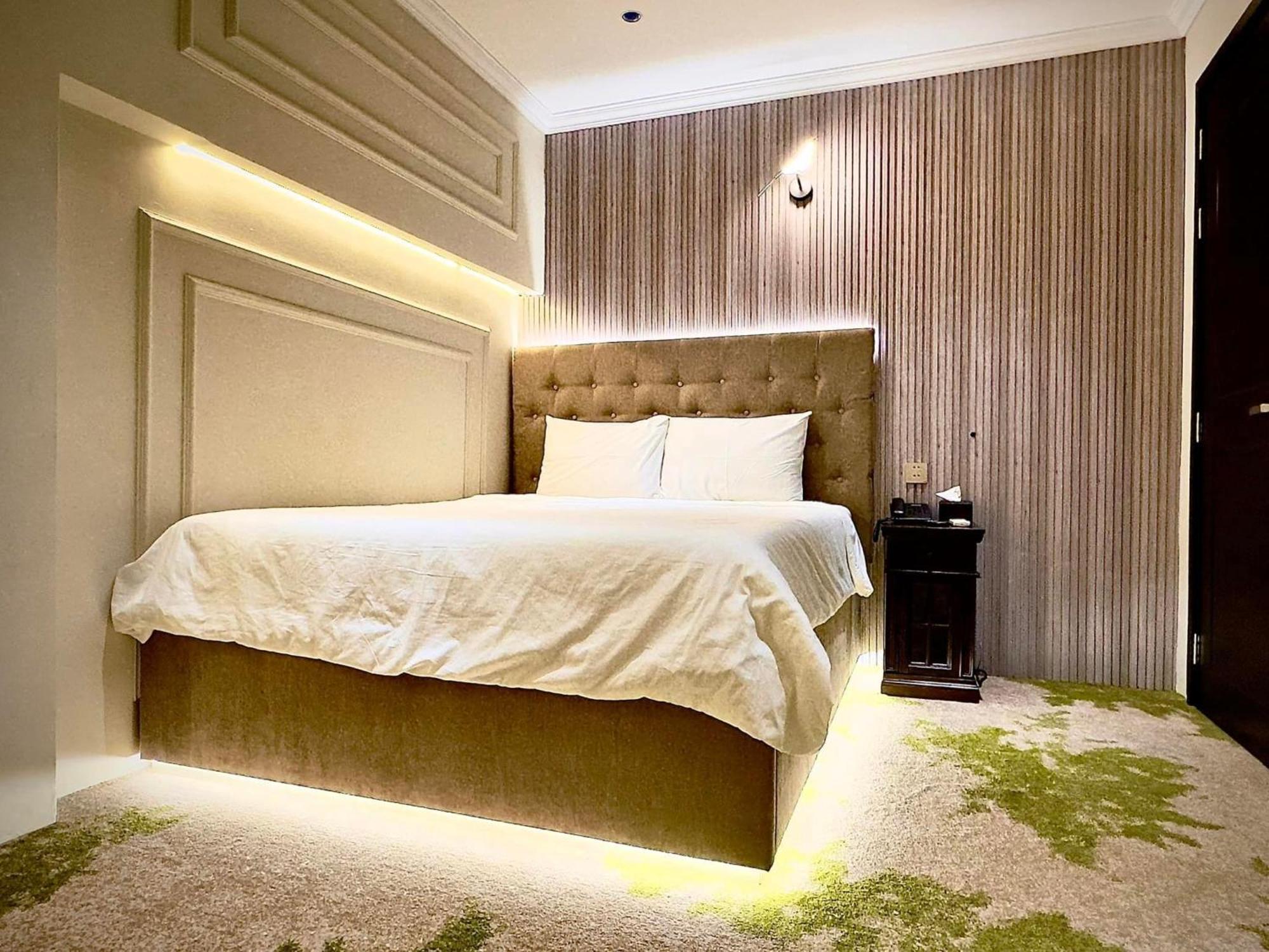 Phuoc Hung 3 Hotel Vinh Long Bagian luar foto