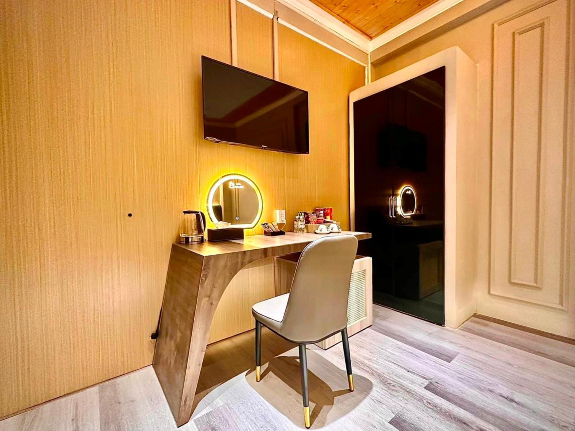 Phuoc Hung 3 Hotel Vinh Long Bagian luar foto